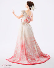 Load image into Gallery viewer, Mio (Slender)
